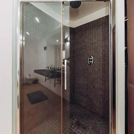 Loft Santo Stefano-sant'orsola Apartment