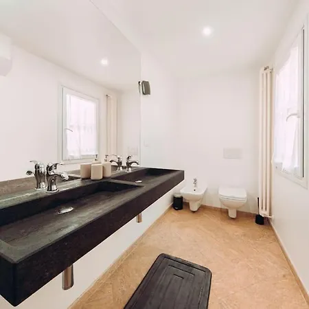 Apartment Loft Santo Stefano-sant'orsola Bologna