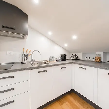 Apartment Loft Santo Stefano-sant'orsola *